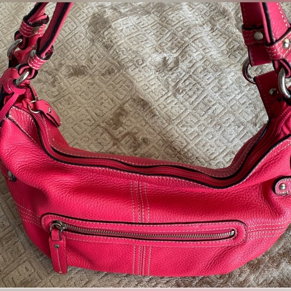 Hot pink Franco Sarto purse! Perfect for ☀️ spring and summer! ☀️ - Picture 3 of 16